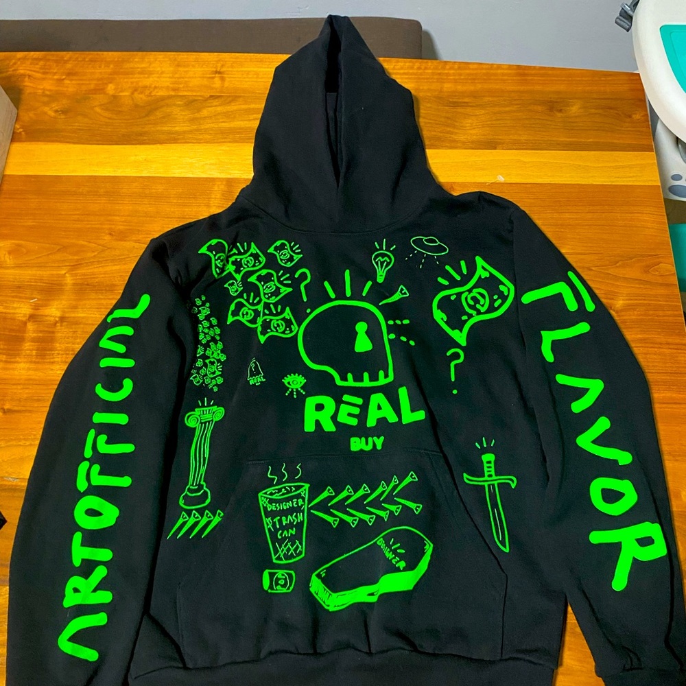Gucci Ghost “Real Buy” Hooded Sweatshirt
Like New 
Worldwide Shipping